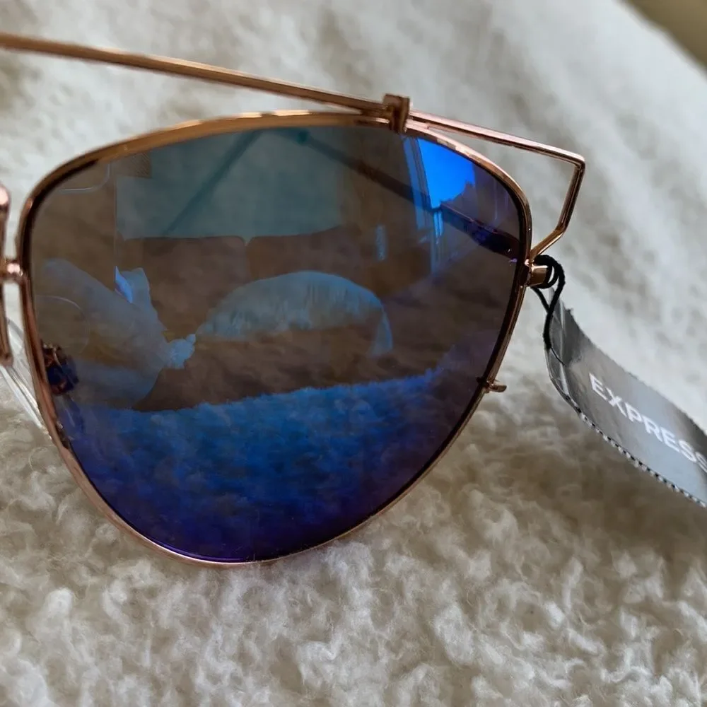 NWT EXPRESS Brow Bar‎ Aviator Blue Rose Gold Sunglasses
